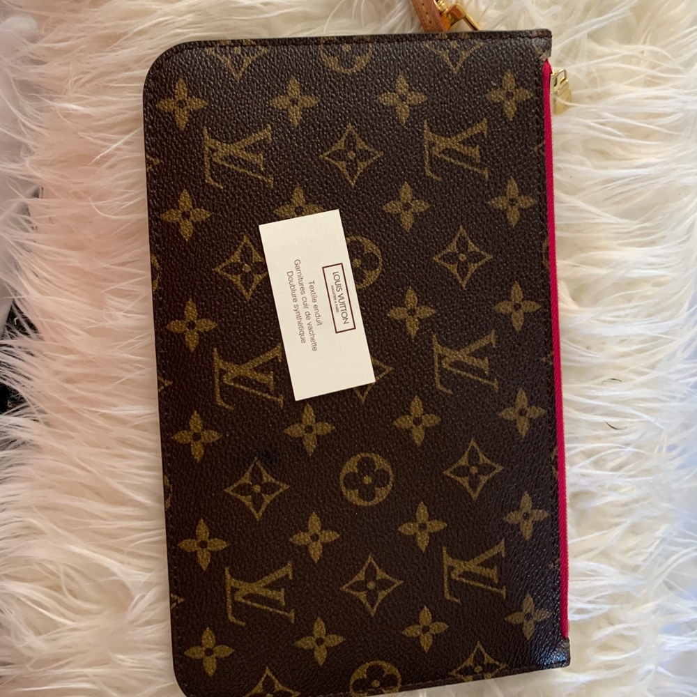 ❌Sold❌Sold❌ Authentic Louis Vuitton Pochette